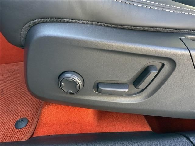 VOLVO XC40 2019 Image 31