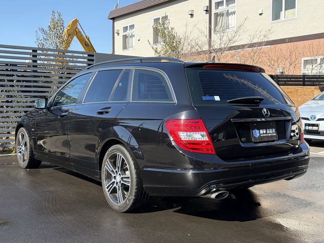 MERCEDES BENZ C CLAS 2014 Image 31