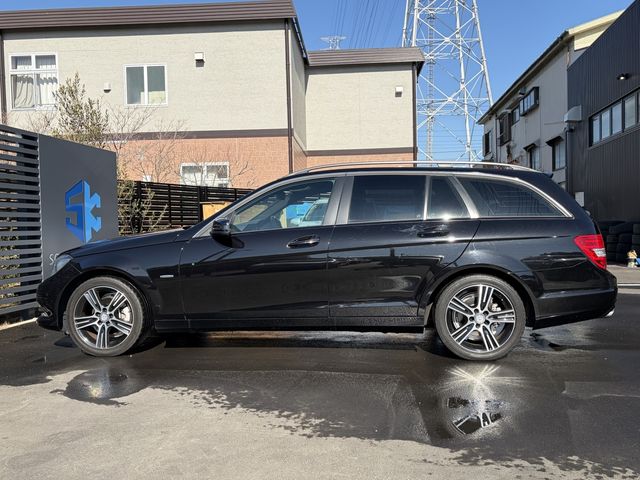 MERCEDES BENZ C CLAS 2014 Image 31