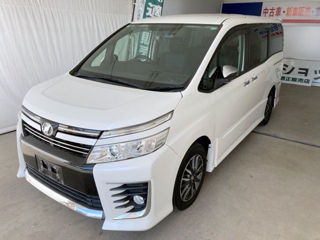 TOYOTA VOXY 2015 Image 31