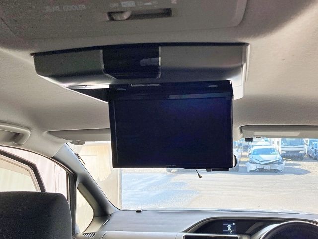 TOYOTA VOXY 2015 Image 31