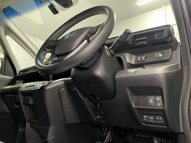 HONDA STEPWAGON SPADA 2016 Image 31