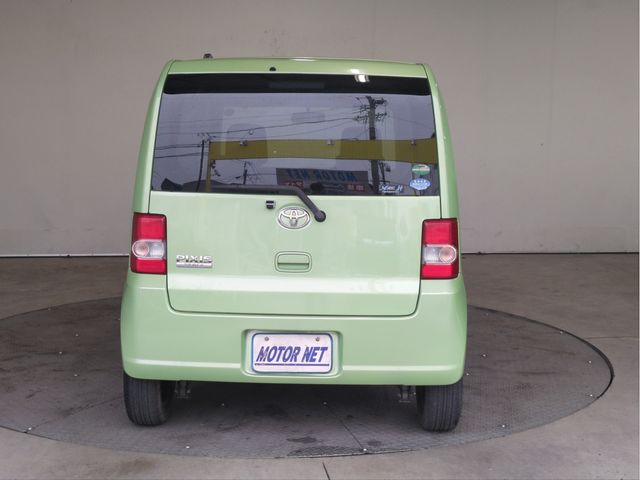 TOYOTA PIXIS SPACE 2015 Image 31