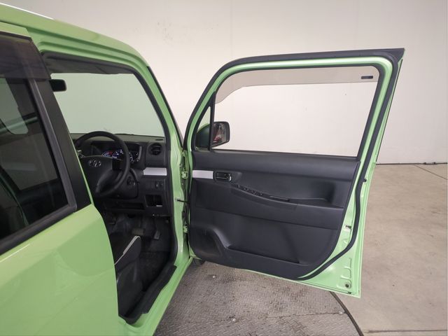 TOYOTA PIXIS SPACE 2015 Image 31