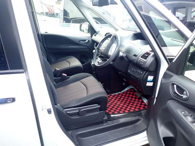 NISSAN SERENA  S-HYBRID 4WD 2014 Image 31