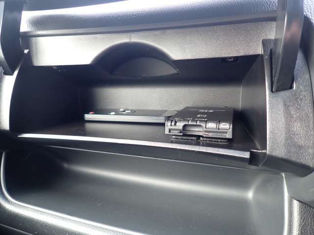 NISSAN SERENA  S-HYBRID 4WD 2014 Image 31