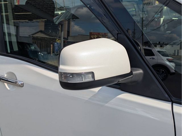 NISSAN SERENA  S-HYBRID 2014 Image 31