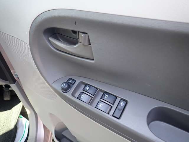 DAIHATSU TANTO 4WD 2014 Image 31