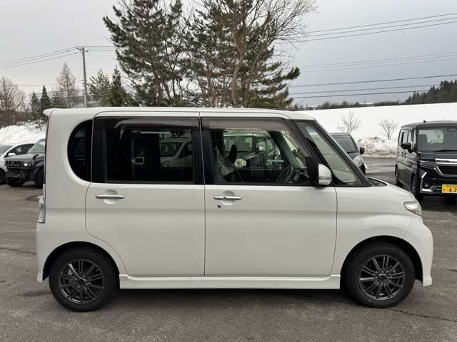 DAIHATSU TANTO CUSTOM 4WD 2013 Image 31