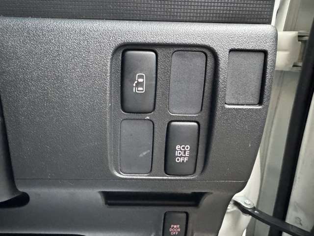 DAIHATSU TANTO CUSTOM 4WD 2013 Image 31