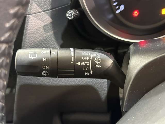 MAZDA PREMACY 2015 Image 31