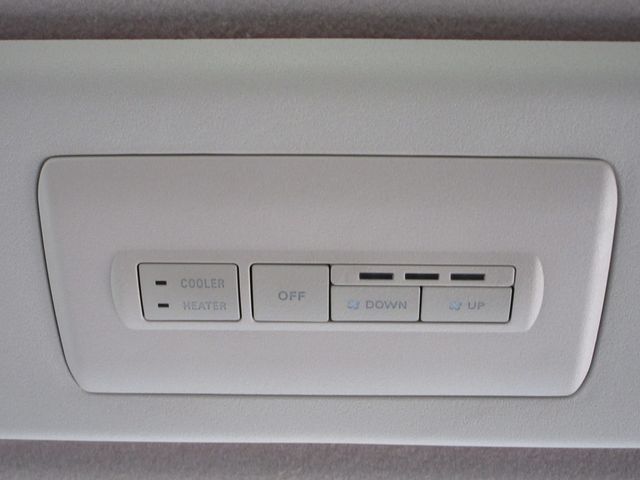 MITSUBISHI DELICA D:5 4WD 2024 Image 31