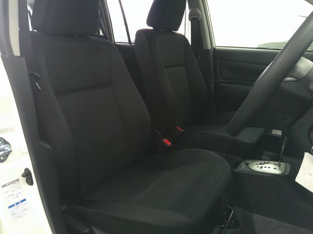 TOYOTA PROBOX VAN 4WD 2026 Image 31