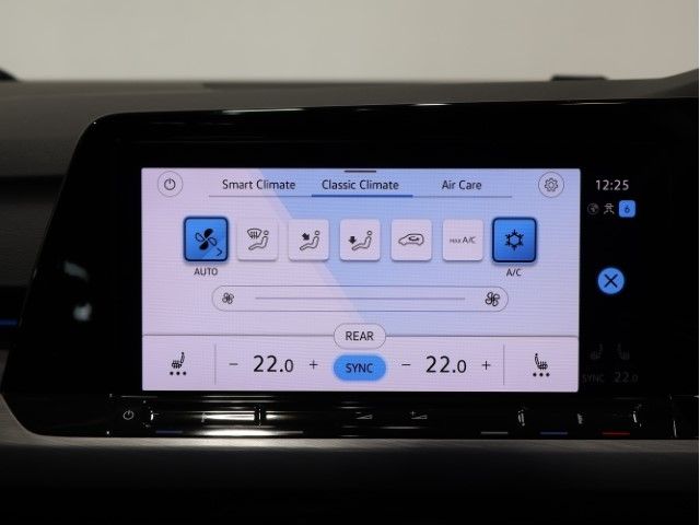 VOLKSWAGEN GOLF 2023 Image 31