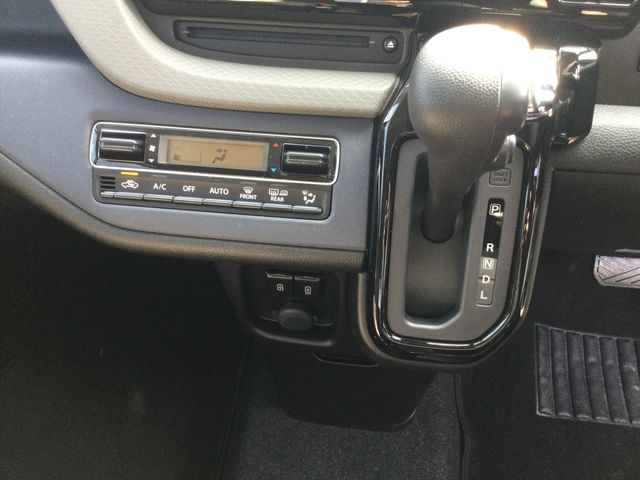 SUZUKI SOLIO 4WD 2025 Image 31