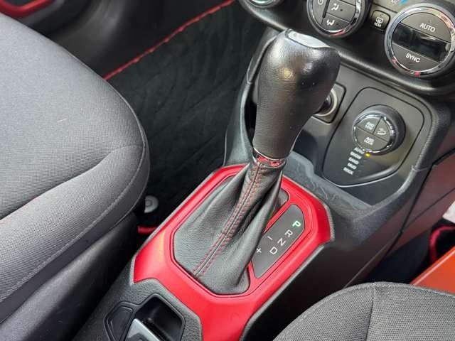 JEEP RENEGADE 4WD 2016 Image 31