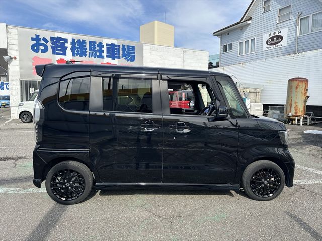 HONDA N BOX CUSTOM 4WD 2022 Image 31