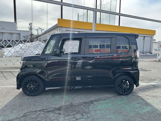 HONDA N BOX CUSTOM 4WD 2022 Image 31