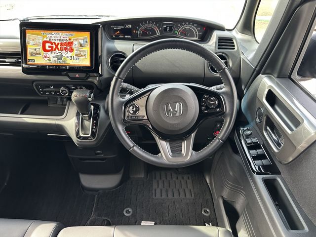 HONDA N BOX CUSTOM 4WD 2022 Image 31