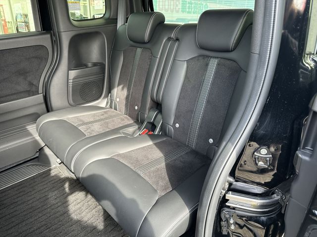 HONDA N BOX CUSTOM 4WD 2022 Image 31