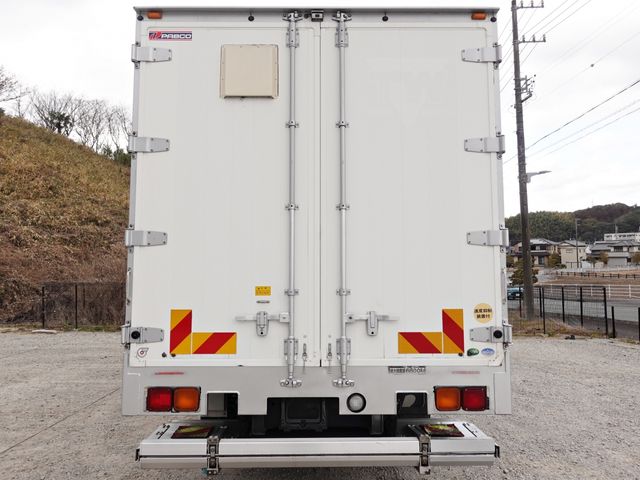 MITSUBISHI FUSOU FIGHTER 2014 Image 31