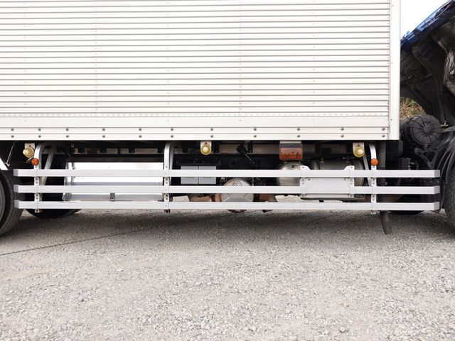 MITSUBISHI FUSOU FIGHTER 2014 Image 31