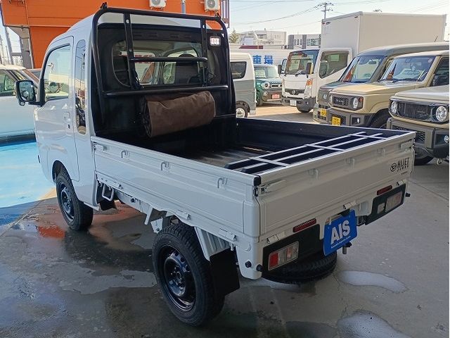 DAIHATSU HIJET TRUCK 4WD 2022 Image 31