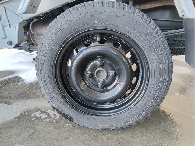 DAIHATSU HIJET TRUCK 4WD 2022 Image 31