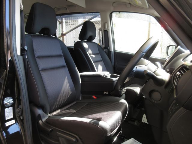 NISSAN SERENA  S-HYBRID 2017 Image 31