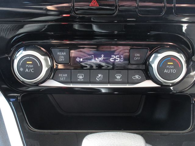 NISSAN SERENA  S-HYBRID 2017 Image 31