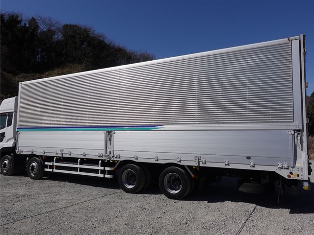 NISSAN DIESEL QUON 2017 Image 31