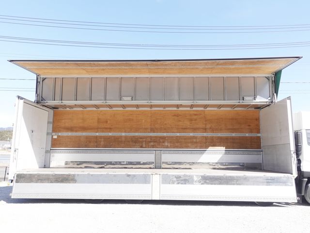 NISSAN DIESEL QUON 2017 Image 31