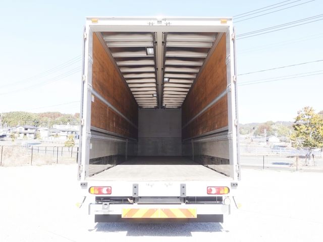 NISSAN DIESEL QUON 2017 Image 31