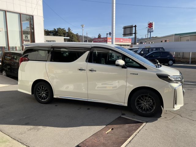 TOYOTA ALPHARD HYBRID 4WD 2021 Image 31