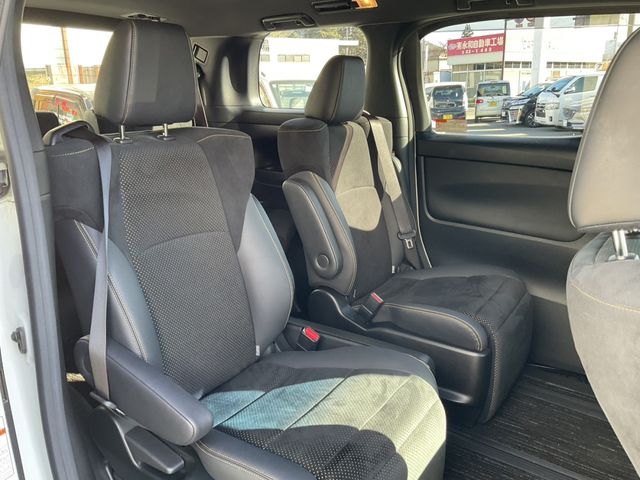 TOYOTA ALPHARD HYBRID 4WD 2021 Image 31