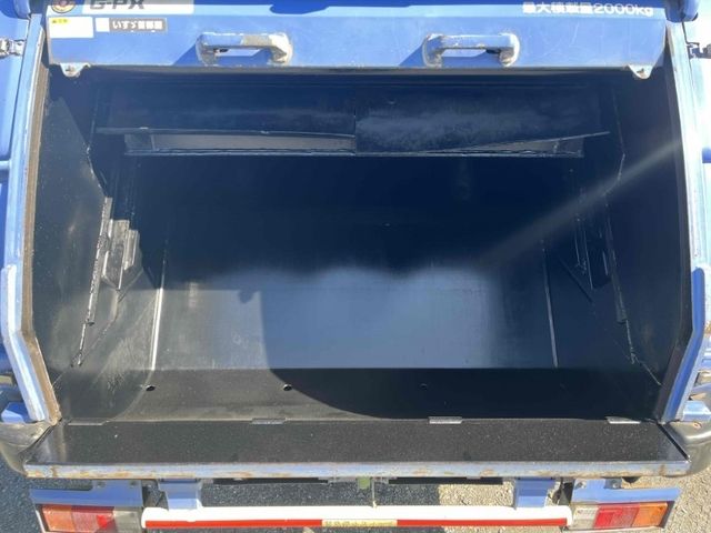 ISUZU ELF 2013 Image 31