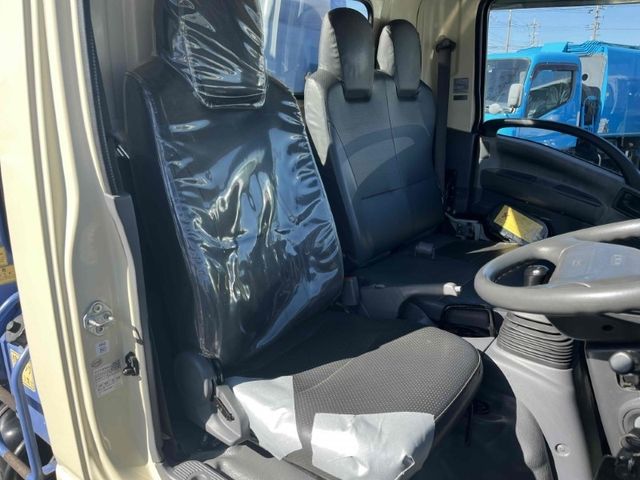 ISUZU ELF 2013 Image 31