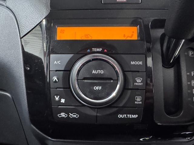 NISSAN ROOX 2013 Image 31