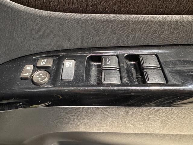 NISSAN ROOX 2013 Image 31