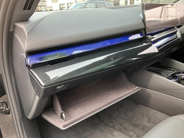 BMW 5SERIES SEDAN 2025 Image 31