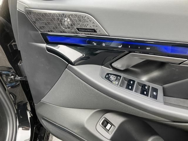 BMW 5SERIES SEDAN 2025 Image 31