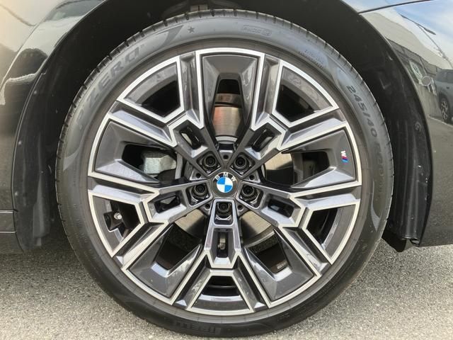 BMW 5SERIES SEDAN 2025 Image 31