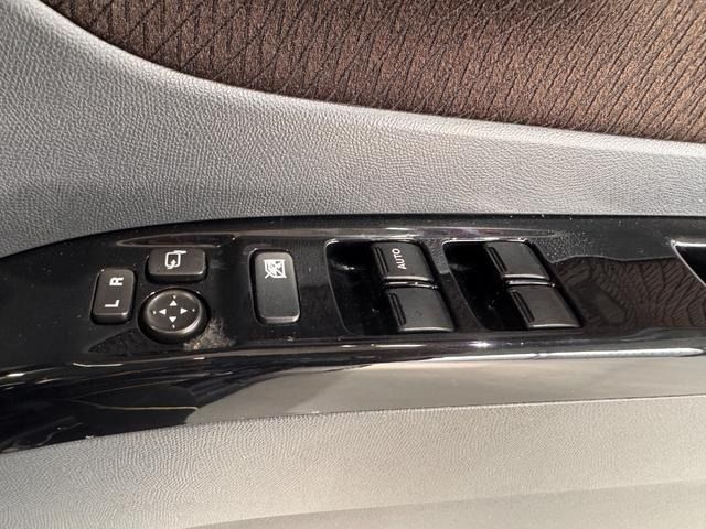 NISSAN ROOX 2013 Image 31