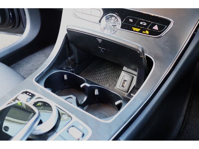 MERCEDES BENZ C CLAS 2020 Image 31
