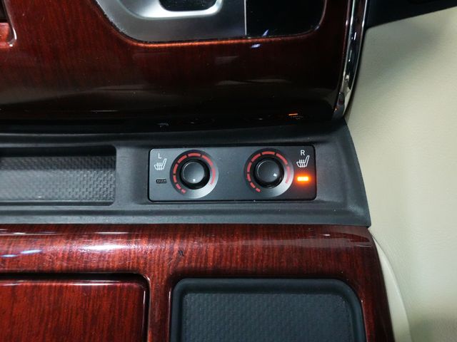 TOYOTA ALPHARD HYBRID 4WD 2015 Image 31