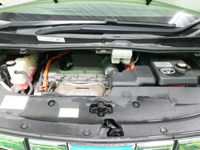 TOYOTA ALPHARD HYBRID 4WD 2015 Image 31