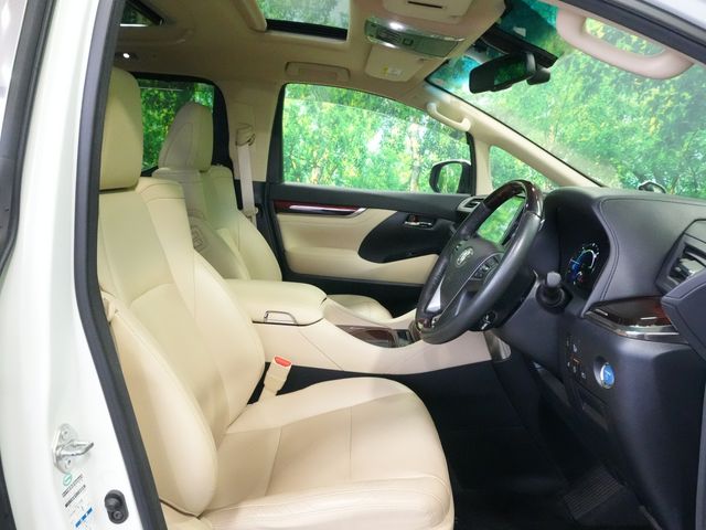 TOYOTA ALPHARD HYBRID 4WD 2015 Image 31