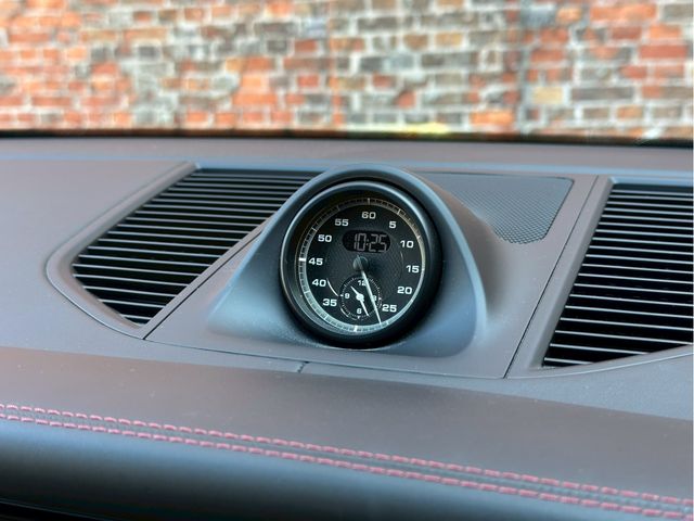 PORSCHE MACAN 2023 Image 31