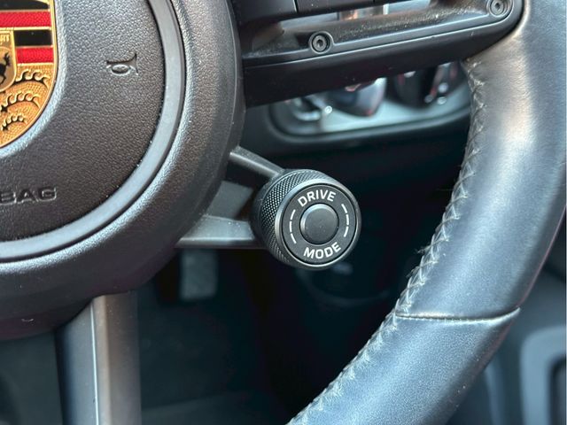 PORSCHE MACAN 2023 Image 31