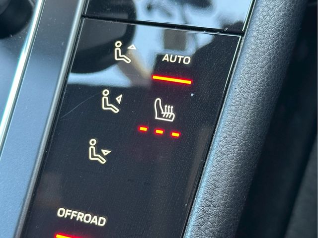 PORSCHE MACAN 2023 Image 31